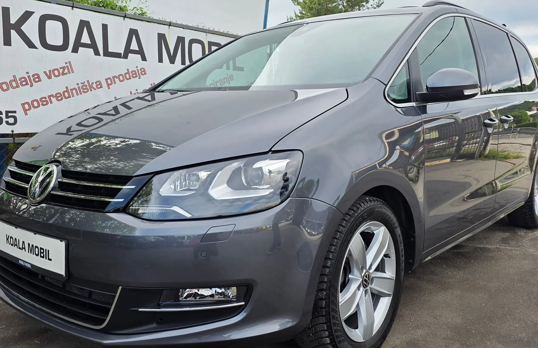 Zunanja slika - Volkswagen Sharan - 2.0 TDI BMT DSG 7 SEDEŽEV-LED-PANORAMA-KAMERA - 20