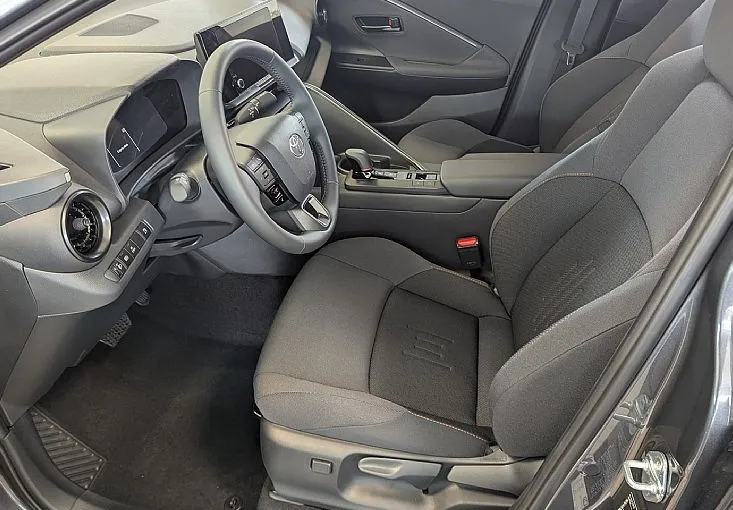 Zunanja slika - Toyota C-HR - 2.0 hibrid  PHEV  C-ULT - 3
