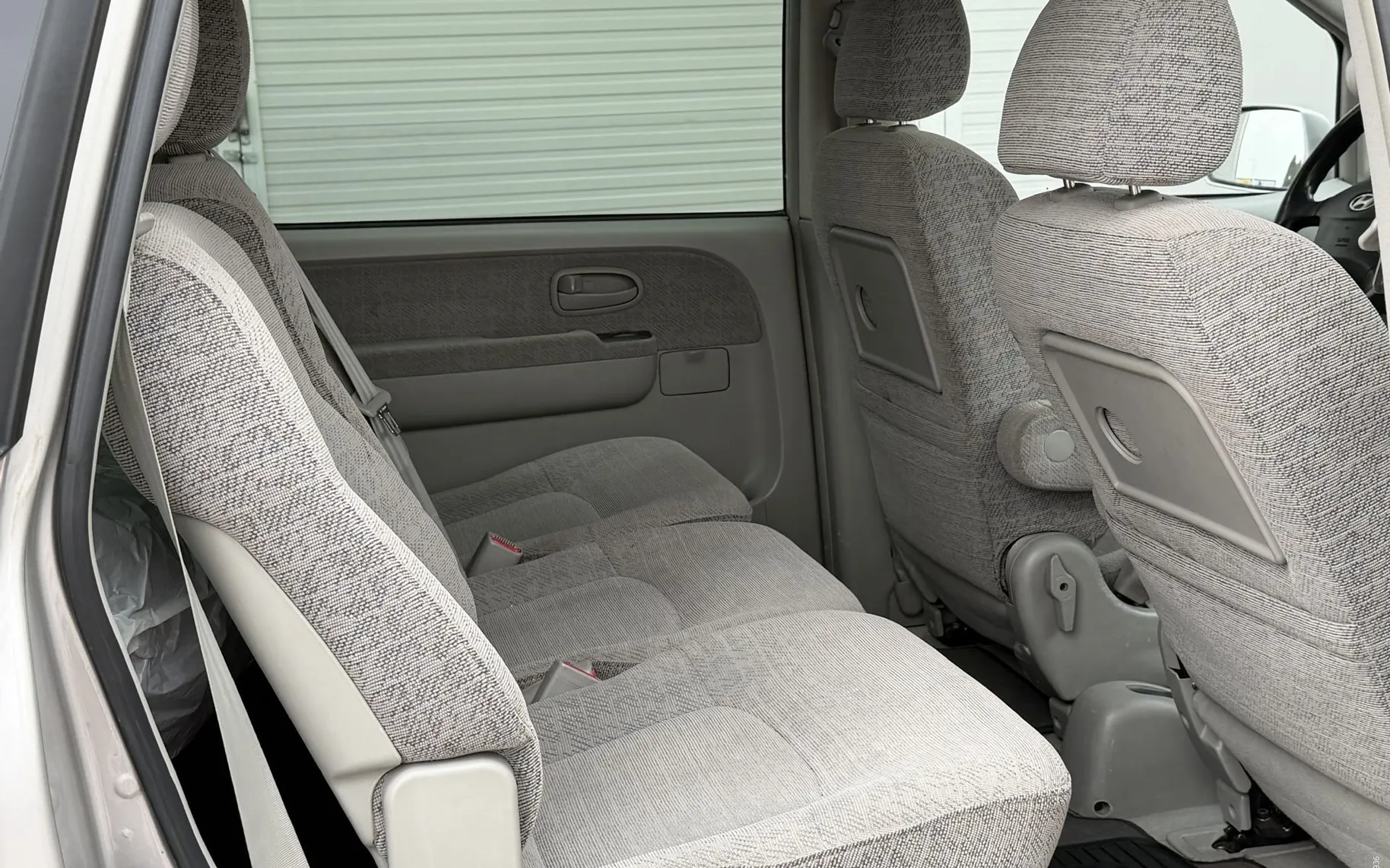 Notranja slika - Hyundai Trajet - 2.0 CVVT GLS-7SEDEŽEV-ALU-AUTO KLIMA-VLEČNA KLJU.. - 15