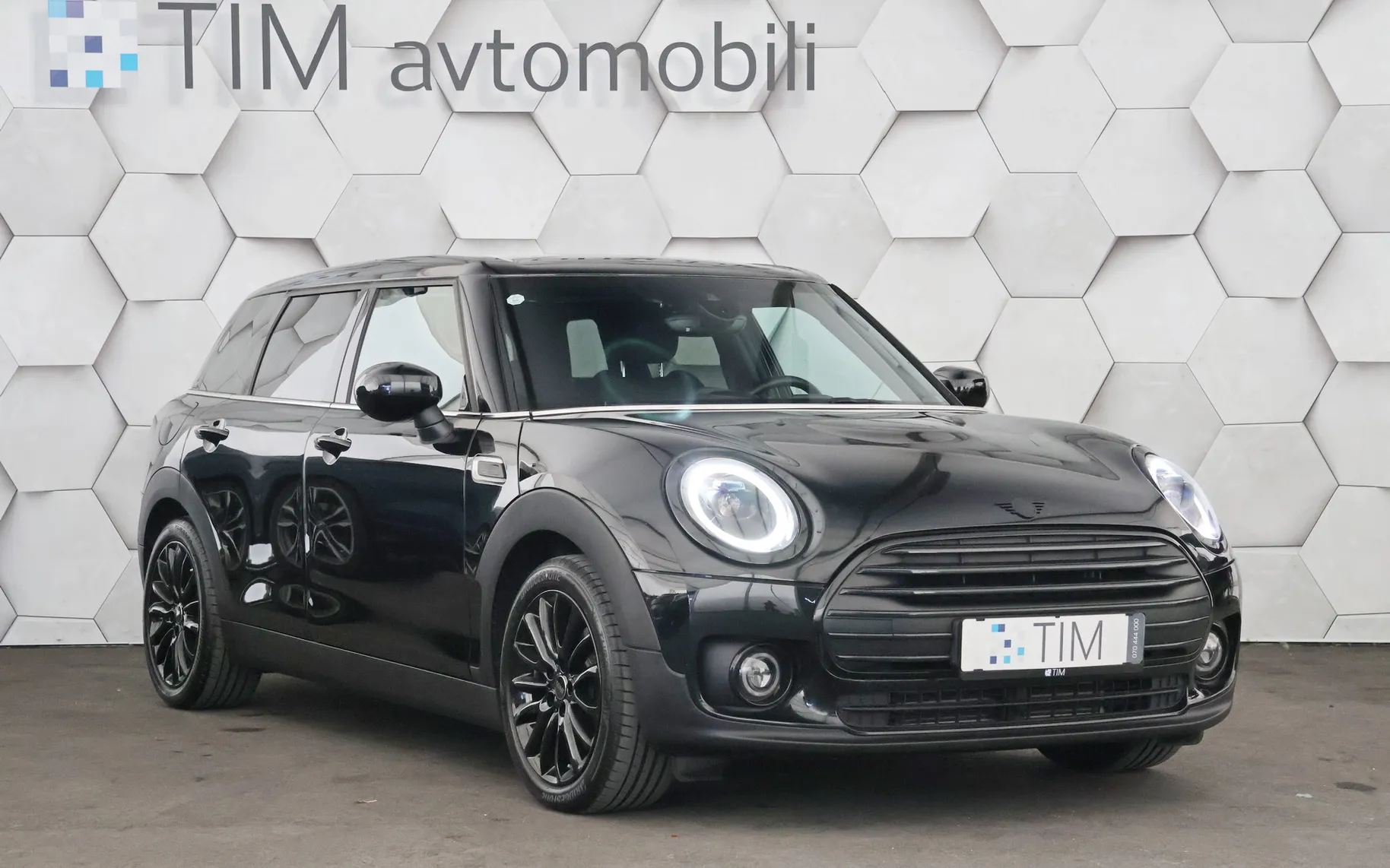 Zunanja slika - MINI Clubman Cooper D - 2.0d Aut 150KM Essential Trim - 2