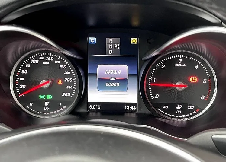 Zunanja slika - Mercedes-Benz C-Razred - 220 d AMG LINE-FULL LED-54.000 KM... - 9