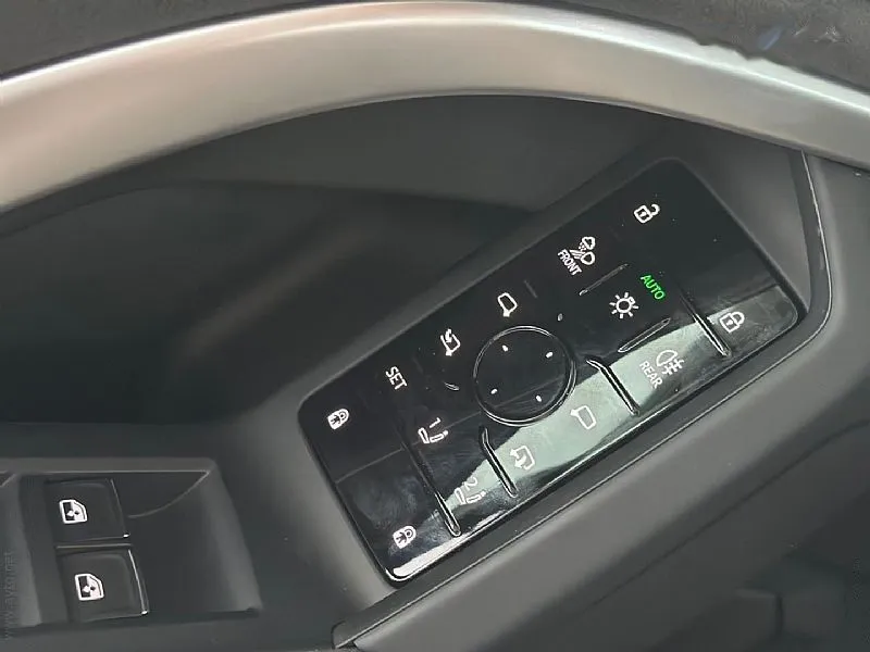 Zunanja slika - Audi Q5 - 40 TDi Quattro S-Line 150kW NA VOLJO TAKOJ - 11