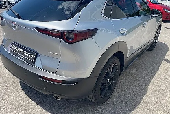 Zunanja slika - Mazda CX-30 - G122 Homura - 2