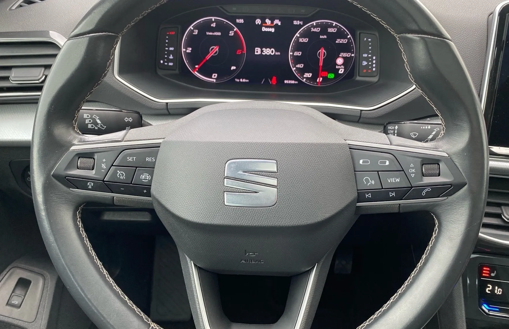 Zunanja slika - Seat Tarraco - 2.0 TDI 110KW STYLE DSG-PANORAMA-KAMERA-ACC.... - 8