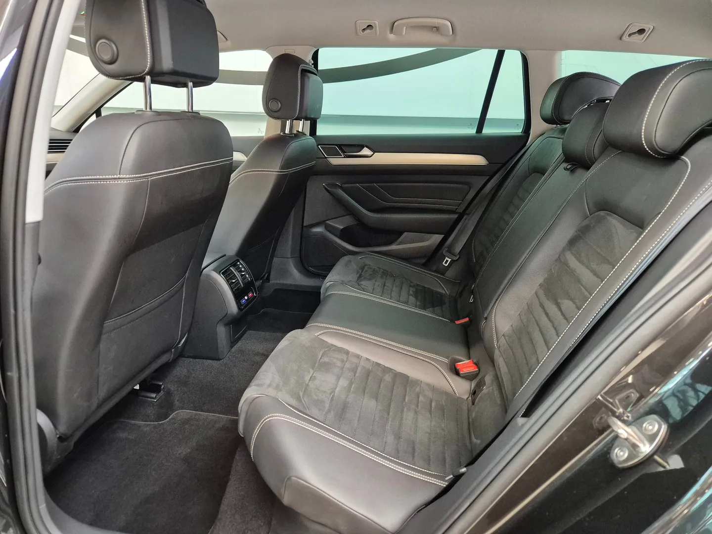 Zunanja slika - VW Passat - Variant Elegance 2.0 TDI DSG - 5