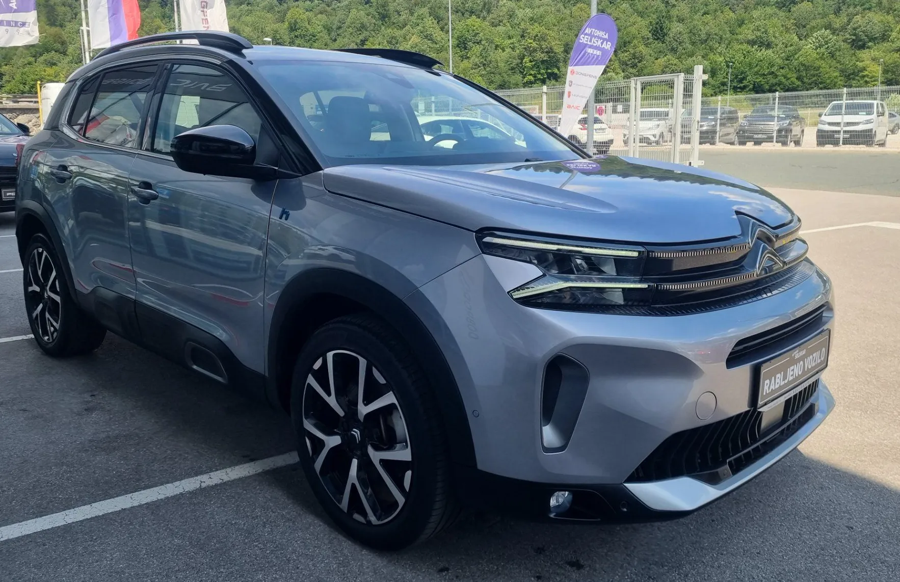 Zunanja slika - Citroën C5 Aircross - 1.6PHEV 225 Shine Pack - Avtomatik - SAMO 27.072KM - 4