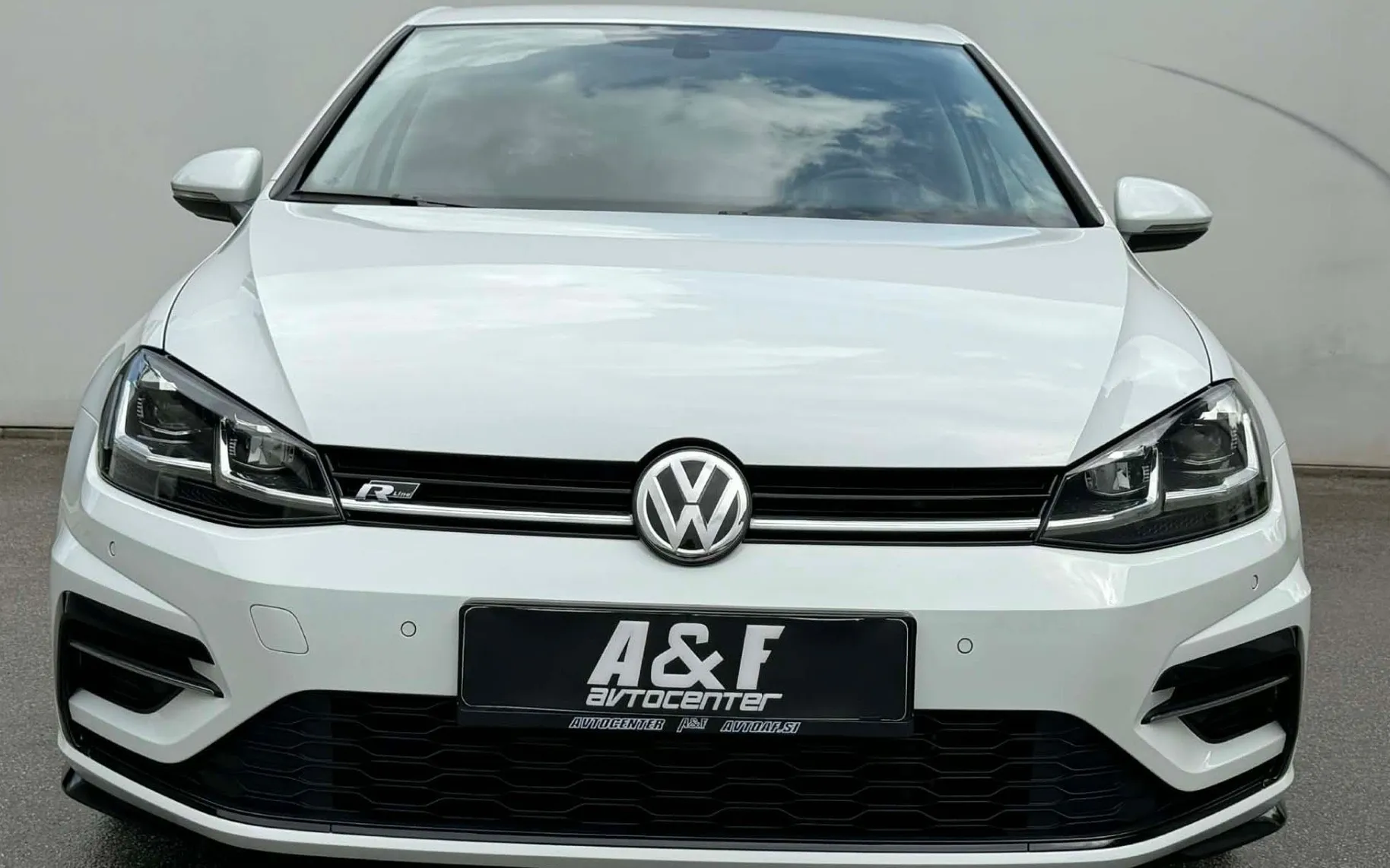 Zunanja slika - VW Golf - 1.6 TDI-R LINE-XENON+LED-LIZING ZA TUJCE-ACC- - 2