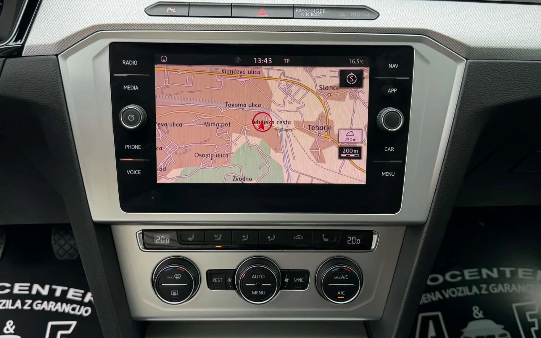 Notranja slika - VW Passat - 2.0 TDI-H LINE-VIRTUAL-FUL LED-LIZING ZA TUJCE- - 12
