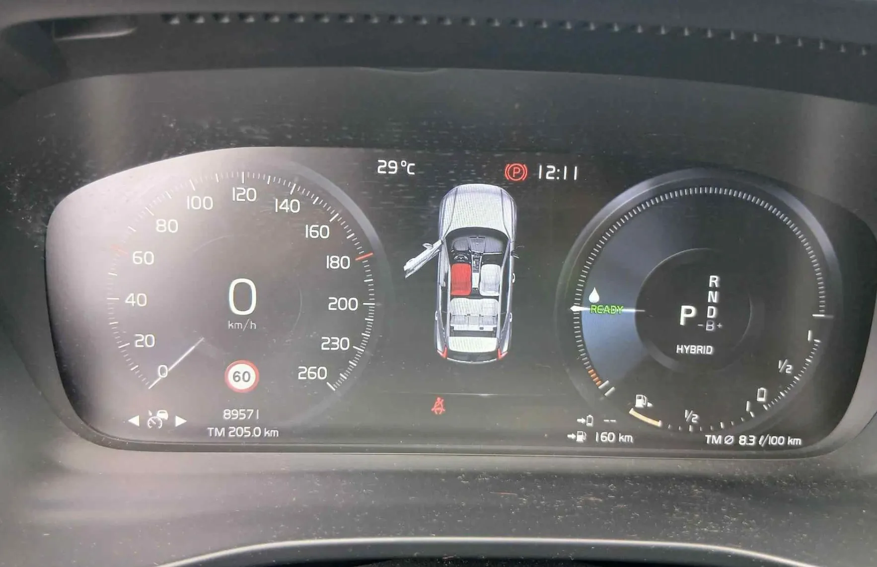 Zunanja slika - Volvo XC40 - T5 Recharge Twin Engine R-Design Avt.KAMERA.LED - 4