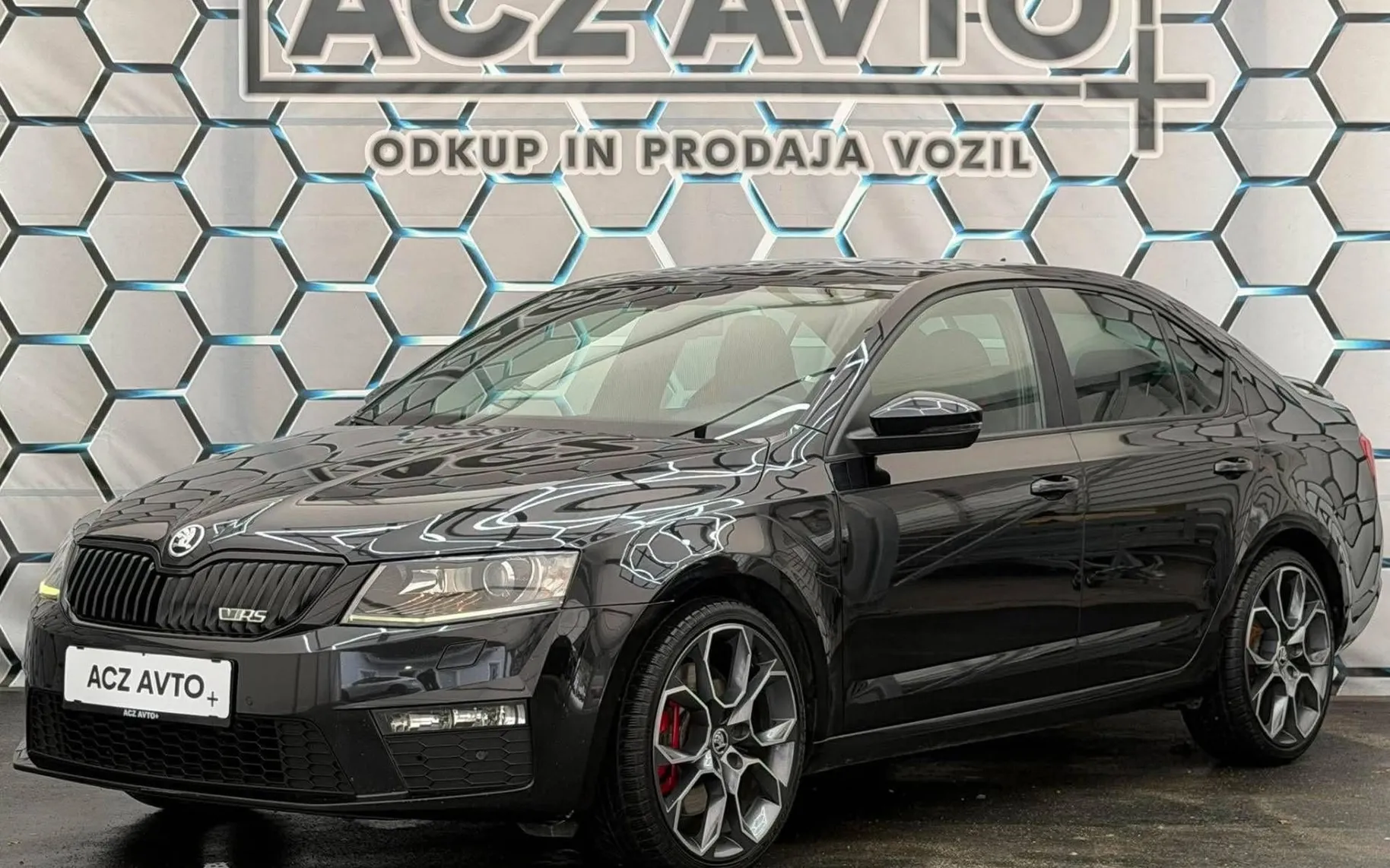 Zunanja slika - Škoda Octavia - 2.0 TDI•RS•DSG•CHALLENGE•XENON+LED•KAMERA•NAVI•F1• - 3