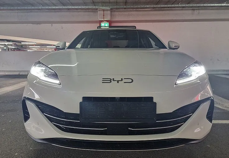 Zunanja slika - BYD SEAL - 6 DM-i COMFORT  PHEV skupni doseg 1.455 km - 6