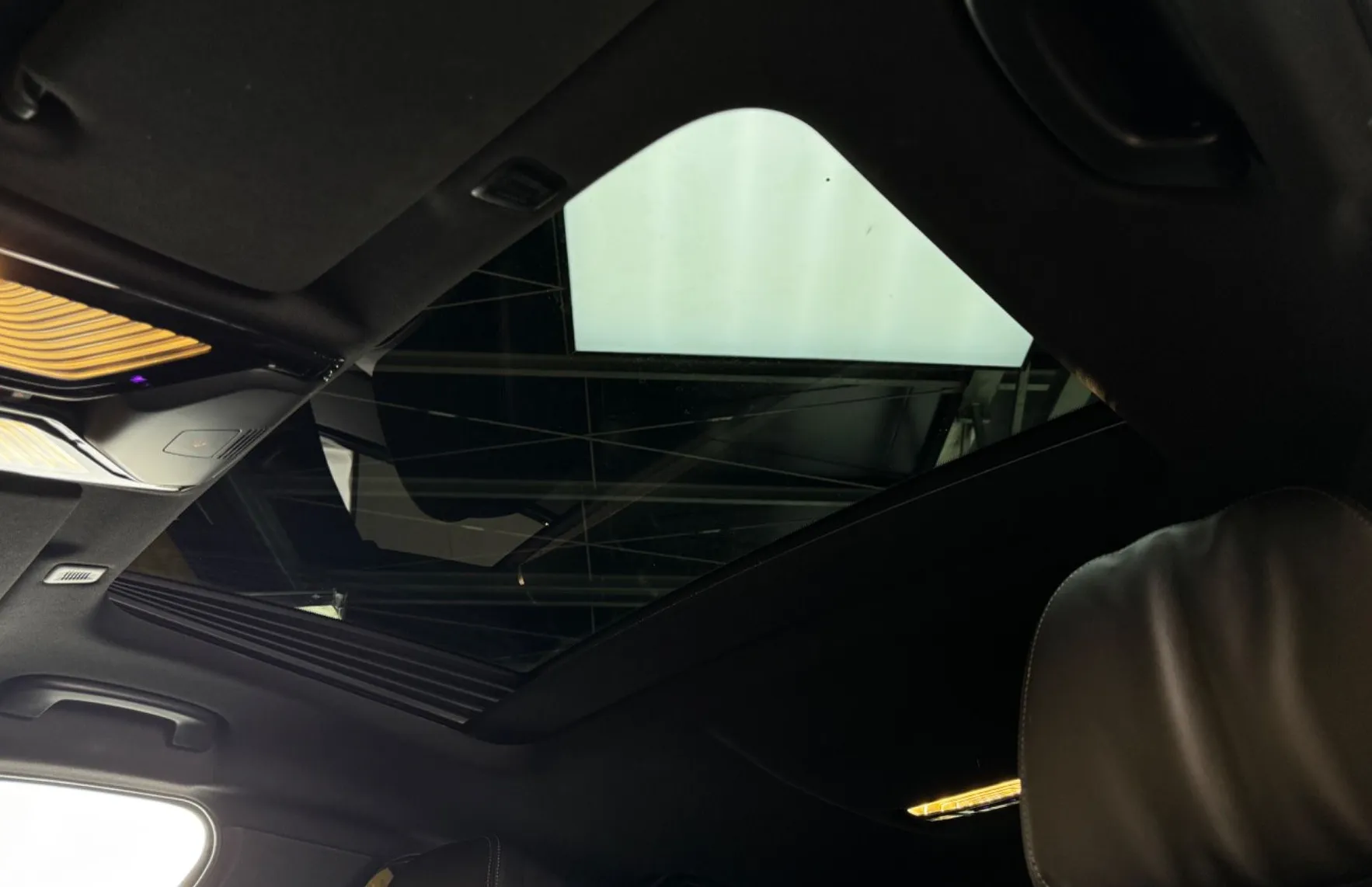 Zunanja slika - BMW Serija 5 - : 530d xDrive M Sport-LASER-4CONTROL-HLAJENJE-HEAD - 17
