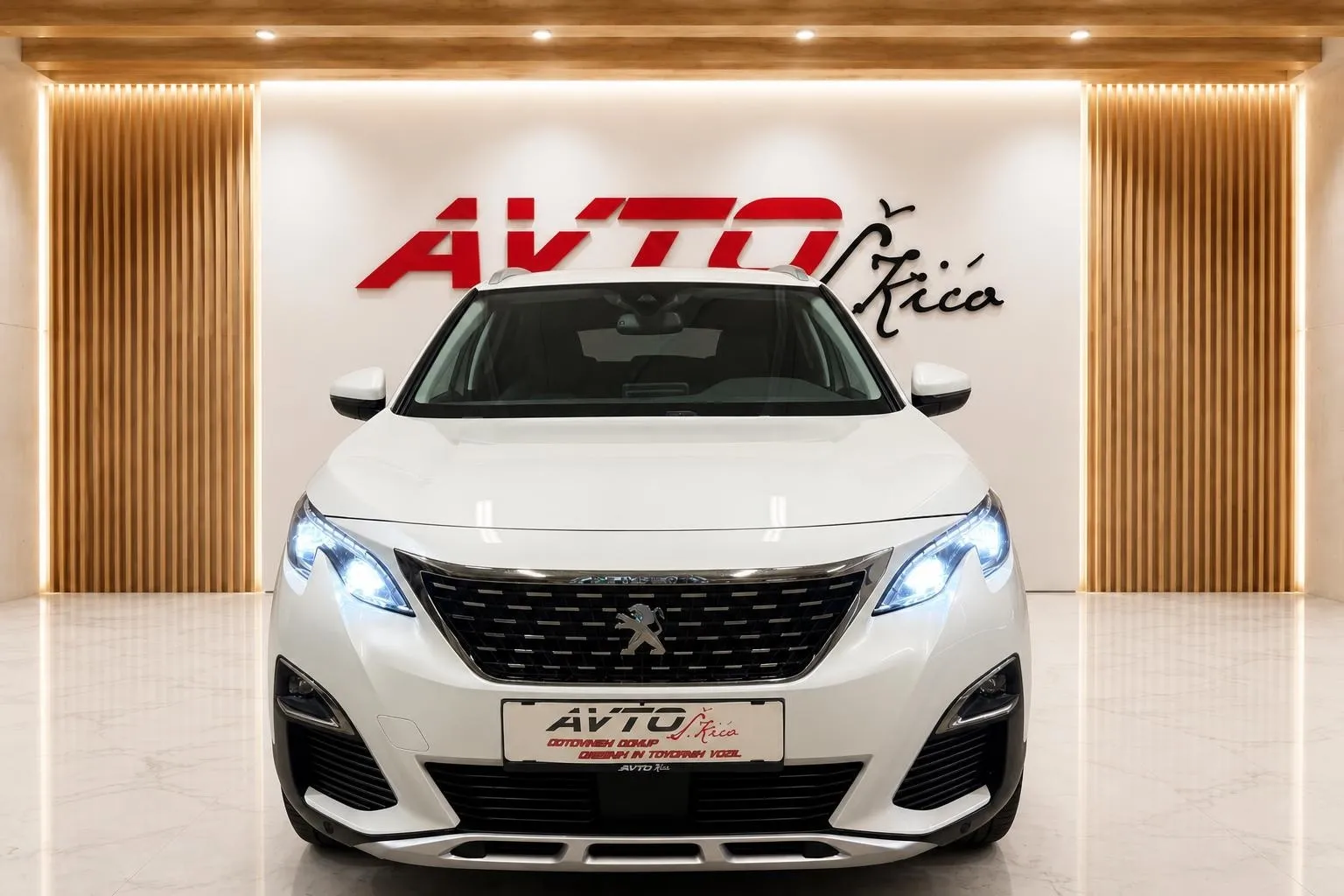 Notranja slika - Peugeot 3008 - 1.2i-ALLURE-VIRTUAL-FULL LED-KAMERA-NAVI-TEMPOMAT. - 7