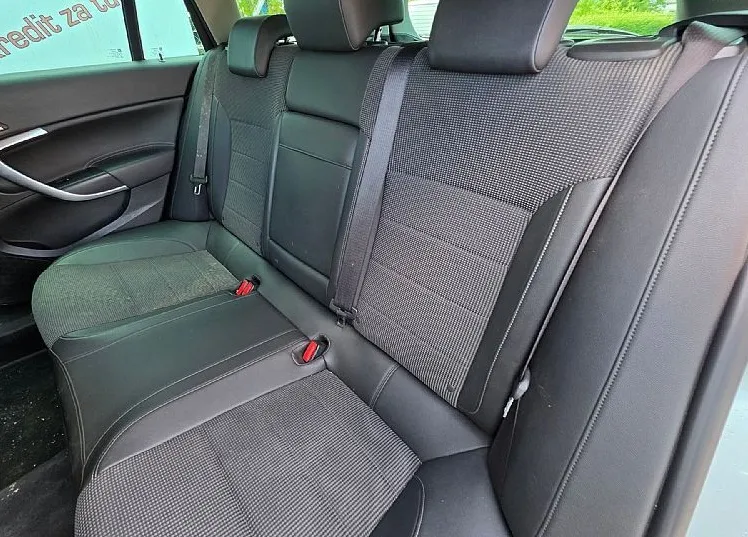 Zunanja slika - Opel Insignia - 2.0 CDTI 96KW ST COSMO AVTOMATIK-ALU-KLIMA - 11