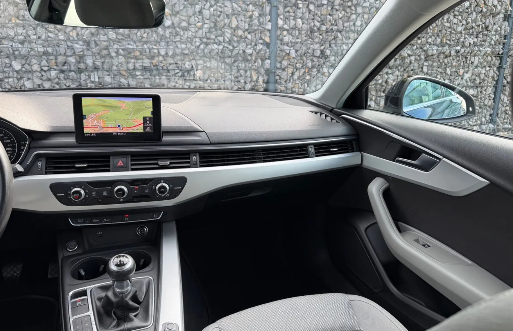 Zunanja slika - Audi A4 - 2.0 TDI |PDC|KLJUKA|NAVI|REDNO SERV.| - 16