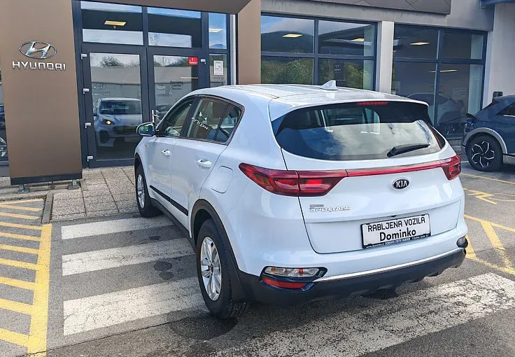 Zunanja slika - KIA Sportage - 1.6 GDi°°1.Last°°Redno servisiran - 3