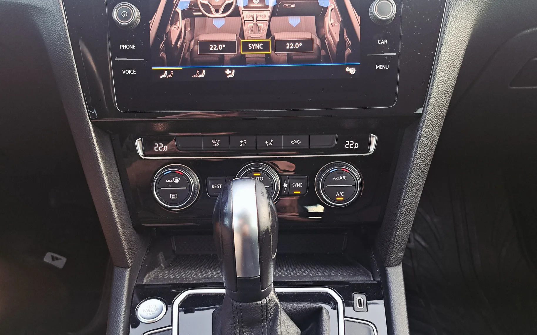 Notranja slika - Volkswagen Passat - Variant 2,0 TDI BMT Connect DSG - 7
