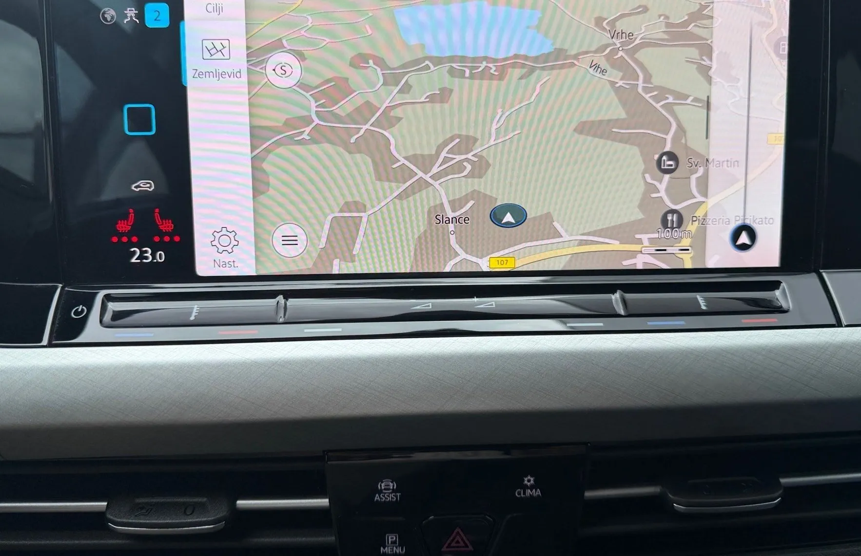 Zunanja slika - VW Golf - Variant 2.0 TDI BMT Life DSG-ACC-LED-Vlečna kljuka-Masaža - 17