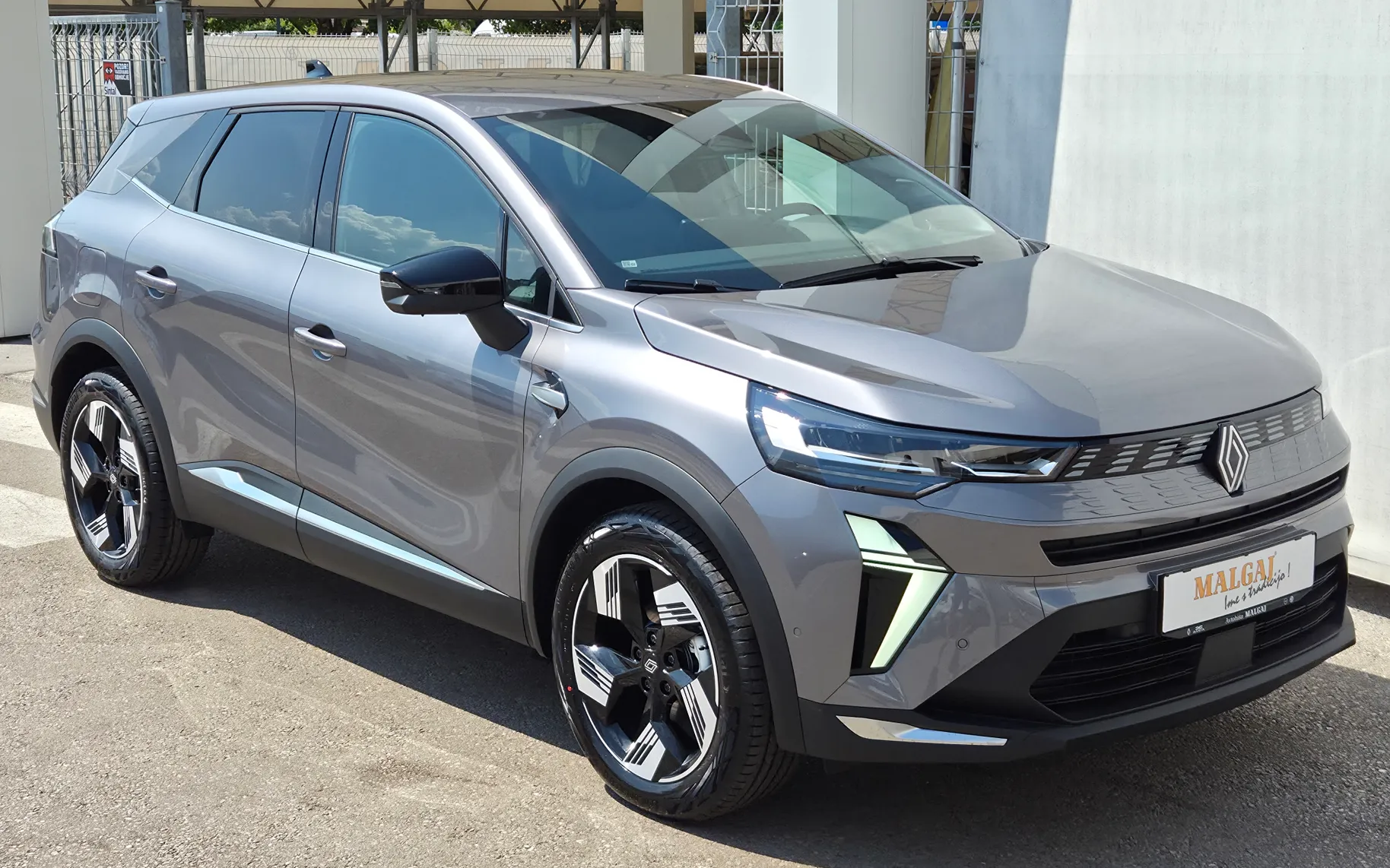 Zunanja slika - Renault Captur - Techno TCe 140 + Zimske gume+Servis - 5