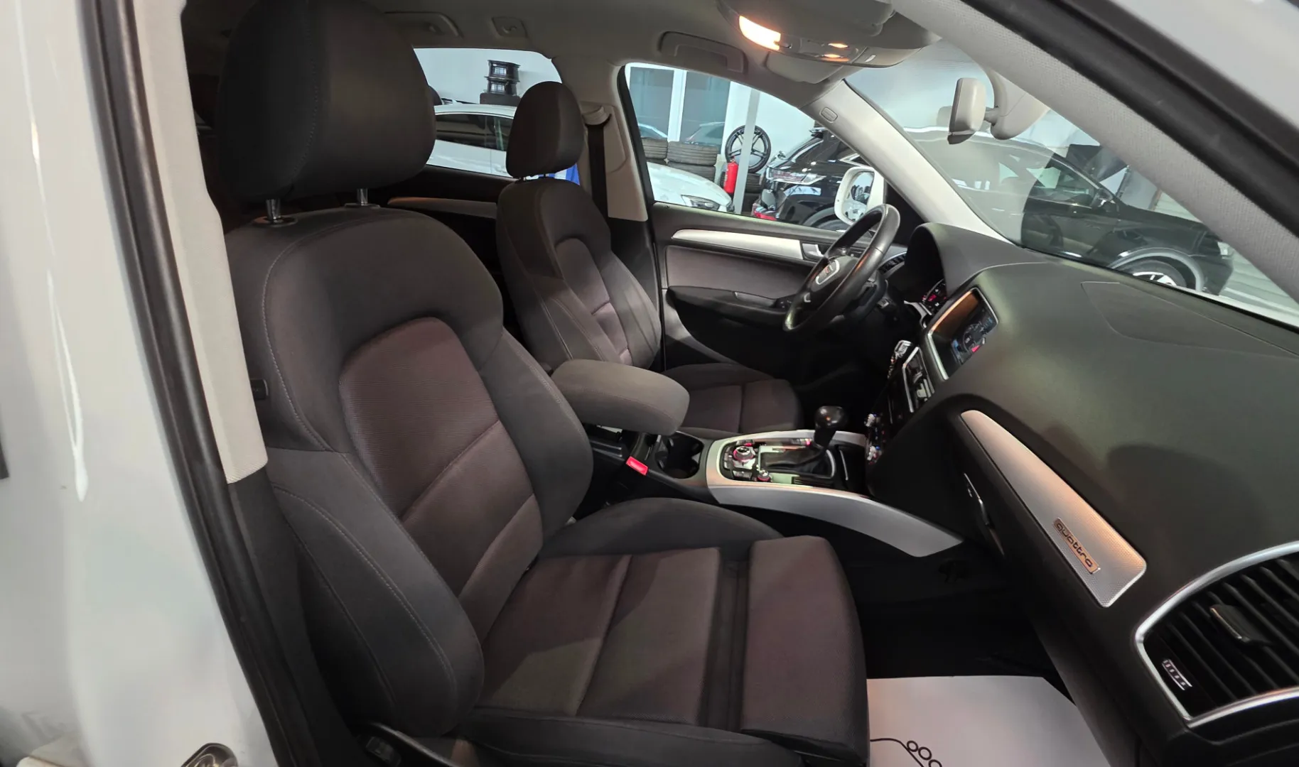 Zunanja slika - Audi Q5 - quattro 2,0 TDI S-tronic SLINE 130kW ACC WEBASTO KLJUKA - 18