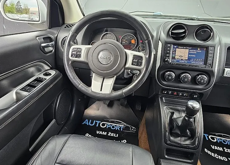 Zunanja slika - Jeep Compass - 2.2 CRD-4x4-KLIMA-KAMERA-GR.SED.-USNJE-TEMP.-NAVI- - 7