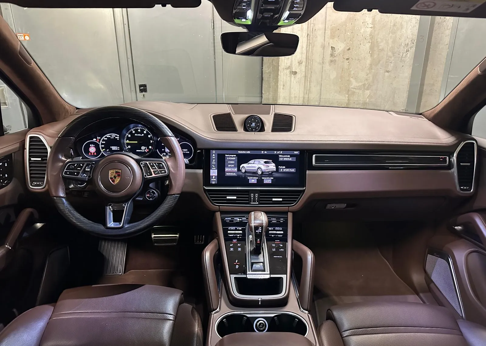 Zunanja slika - Porsche Cayenne - 4.0 Turbo S E-Hybrid - 680HP - 1.LASTNIK - 22COL - - 7