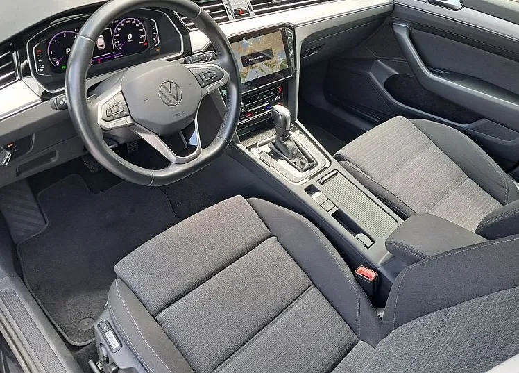Zunanja slika - VW Passat - Variant 2.0 TDI Business 110kW-150KM DSG - 7