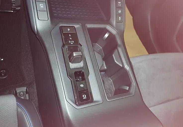 Zunanja slika - Toyota RAV4 - Hybrid AWD 2.5 Style TECH - 7