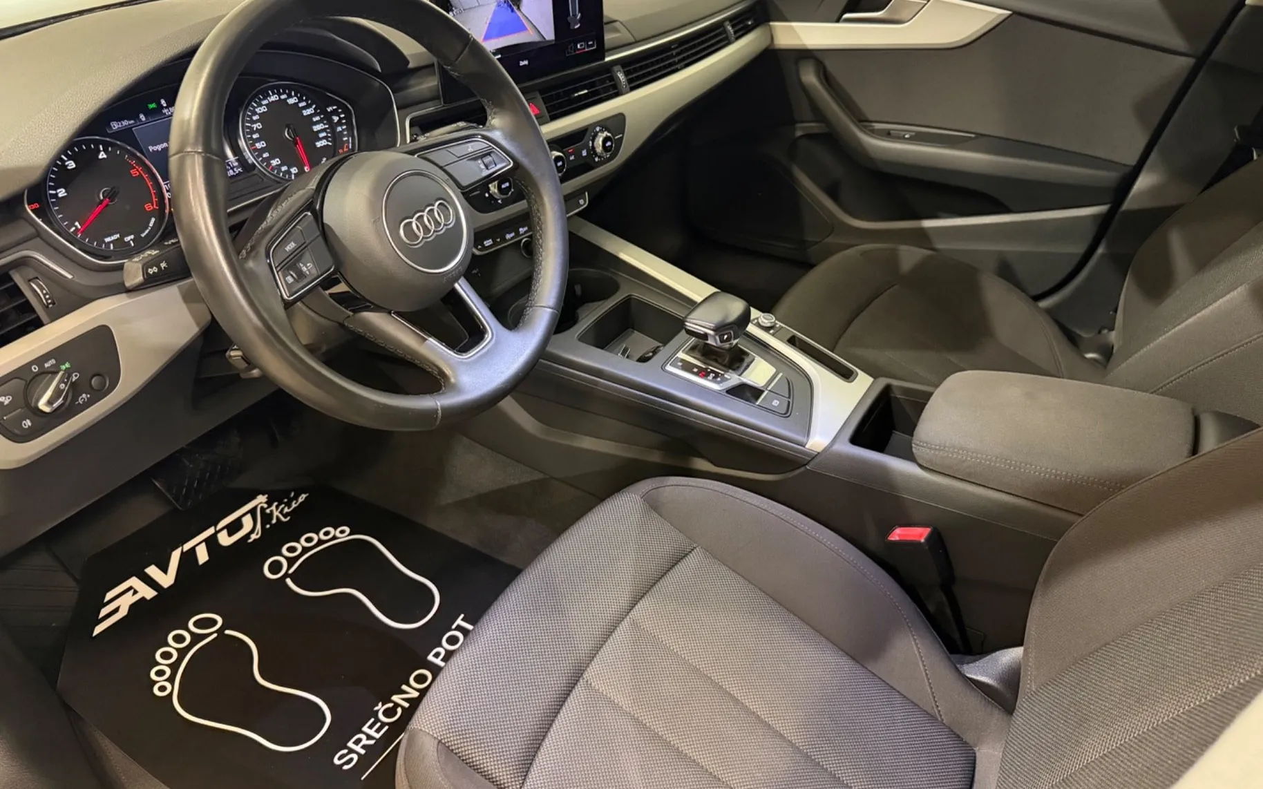 Notranja slika - Audi A4 Avant - 2.0 TDI-MATRIX-LED-ACC-KAMERA-NAVI-S TRONIC-PDC... - 9