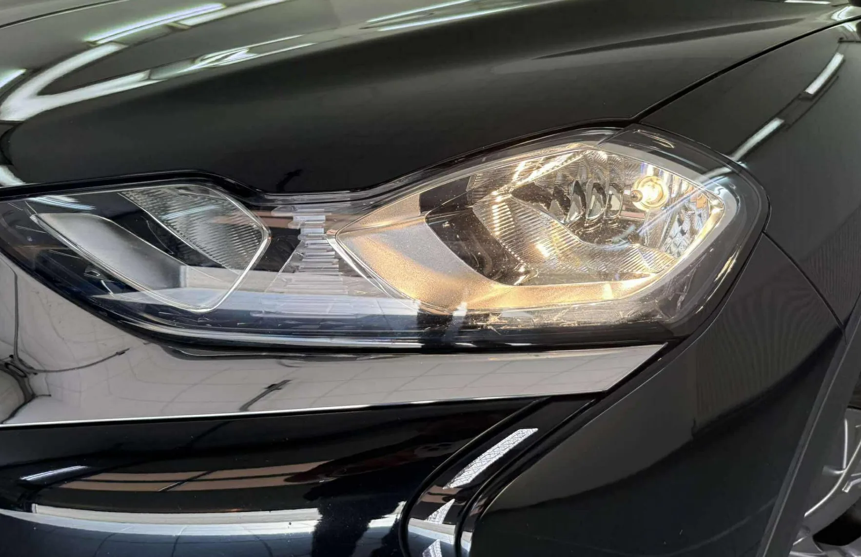 Zunanja slika - DS DS 3 Crossback - Crossback Perform. Line 1.5L BlueHDi.81KW NEMŠKI.U - 11