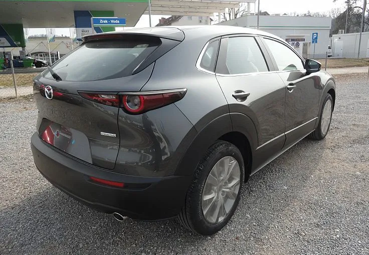 Zunanja slika - Mazda CX-30 - 2.5 G-140 MHEV CENTRE-LINE AT - 4
