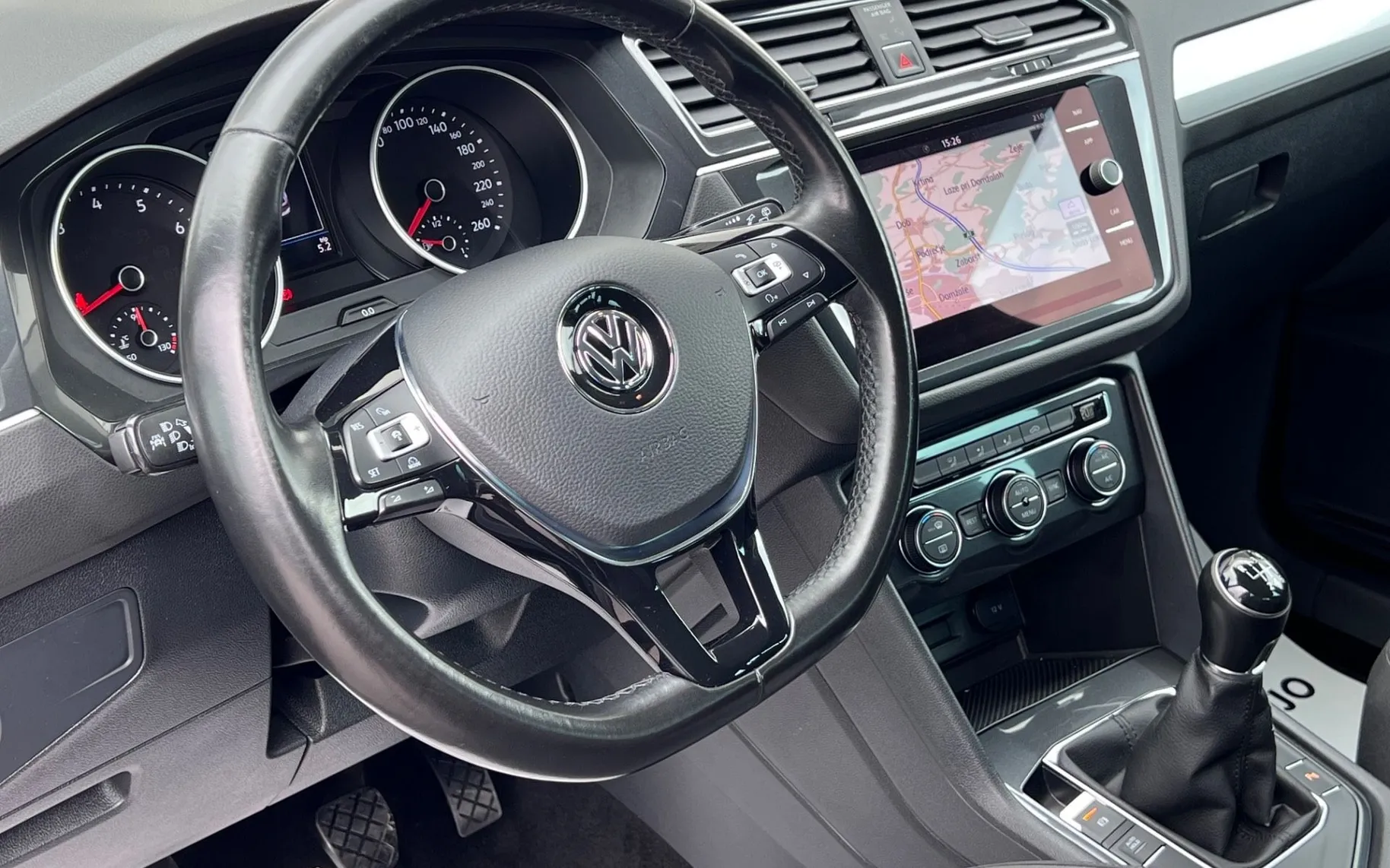 Notranja slika - Volkswagen Tiguan - 1.4 TSI+1.LAST+SLO+LED+ACC+R.KAMERA - 10