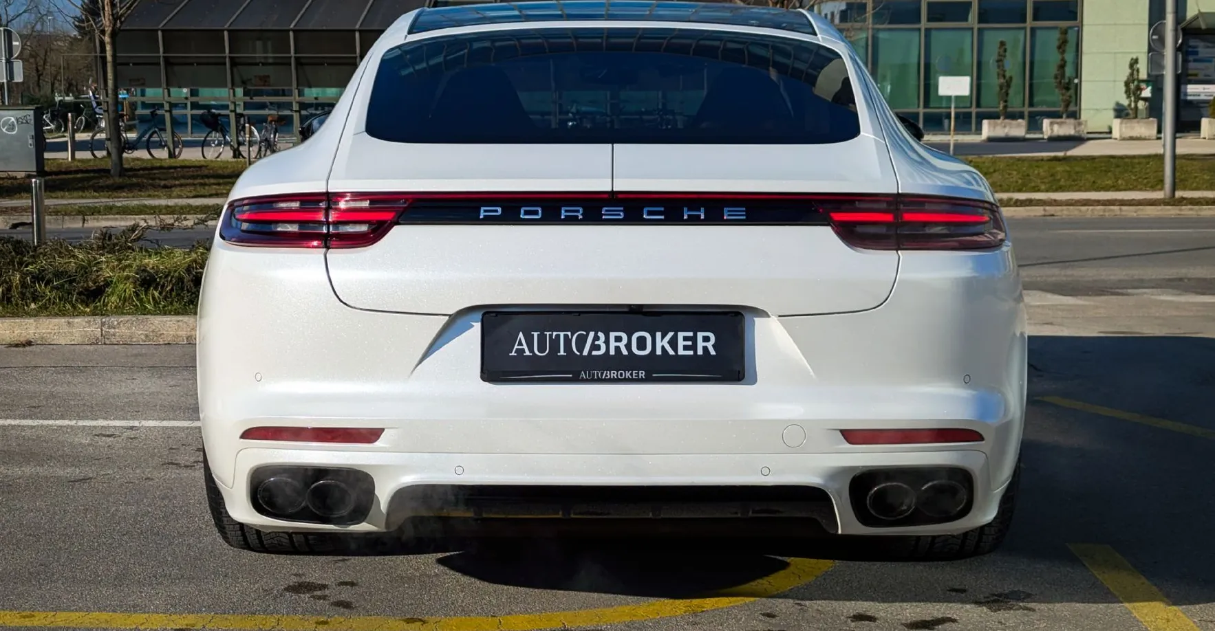 Zunanja slika - Porsche Panamera - 4.0 V8 TURBO PDK PCCB PASM PDLS Plus Burmester - 6
