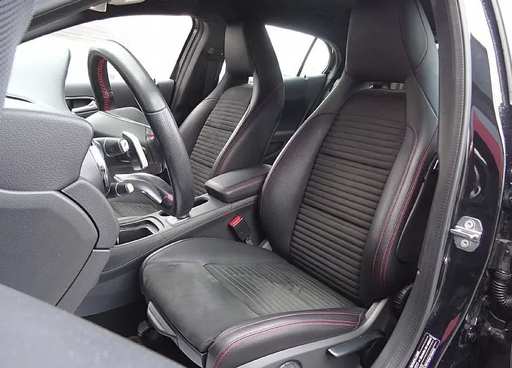 Zunanja slika - Mercedes-Benz GLA-Razred - GLA 200 7G 156KM - KOT NOV - GRETJE SEDEŽEV - - 9