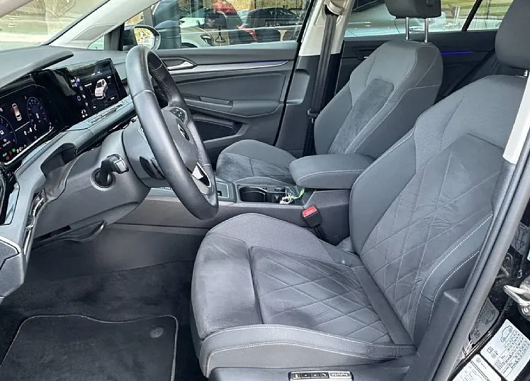 Zunanja slika - Volkswagen Golf - 1.4 TSI DSG PHEV Style 110  150 - 4
