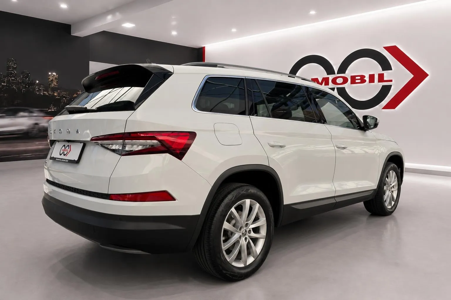 Zunanja slika - Škoda Kodiaq - 2.0 TDI Style DSG- Matrix.virtual.kamera.asistence - 5