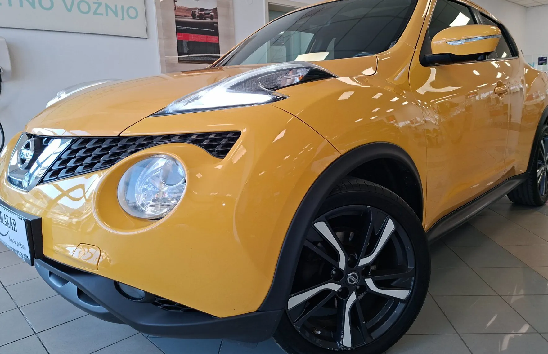 Zunanja slika - Nissan Juke - 1.2 DIG-T-LED-NAVI-360 KAMERA-ODLIČEN- - 2