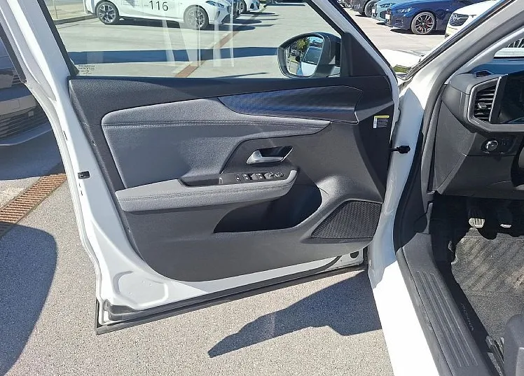 Zunanja slika - Opel Mokka - 1.2 TURBO 74kw EDITION | Kamera | Keyless | LED - 15