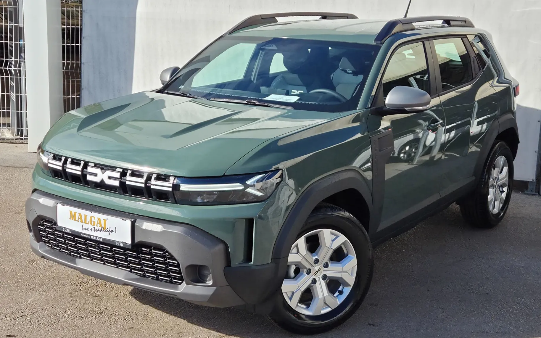 Zunanja slika - Dacia Duster - Expression Eco-G 120+Paket Zima+Vinjeta - 1