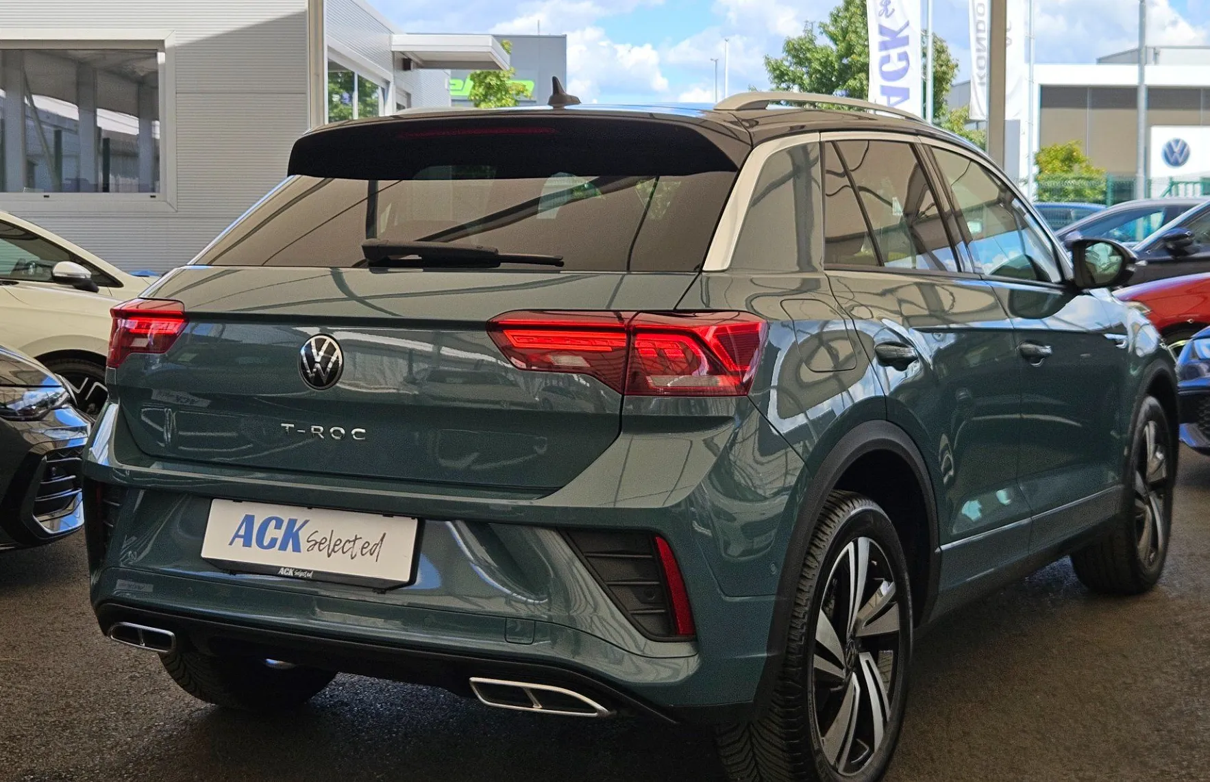 Zunanja slika - Volkswagen T-Roc - R-Line 2.0 TDI DSG LED PLUS-KAMERA-KEYLESS - 4