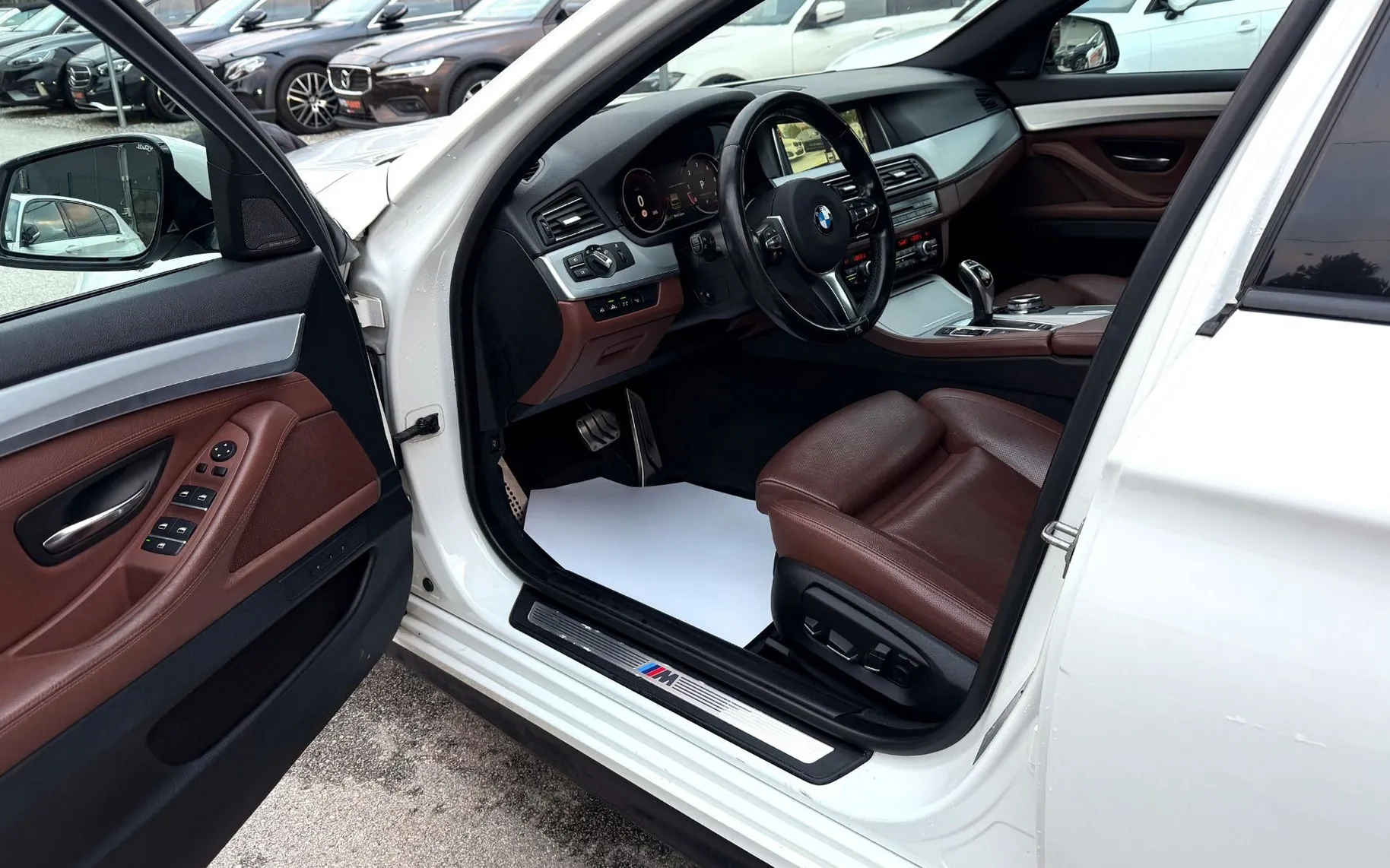 Zunanja slika - BMW Serija 5 - Touring: 530d xDrive M SPORT SLO 1.LASTNIK FULL LED ACC - 12