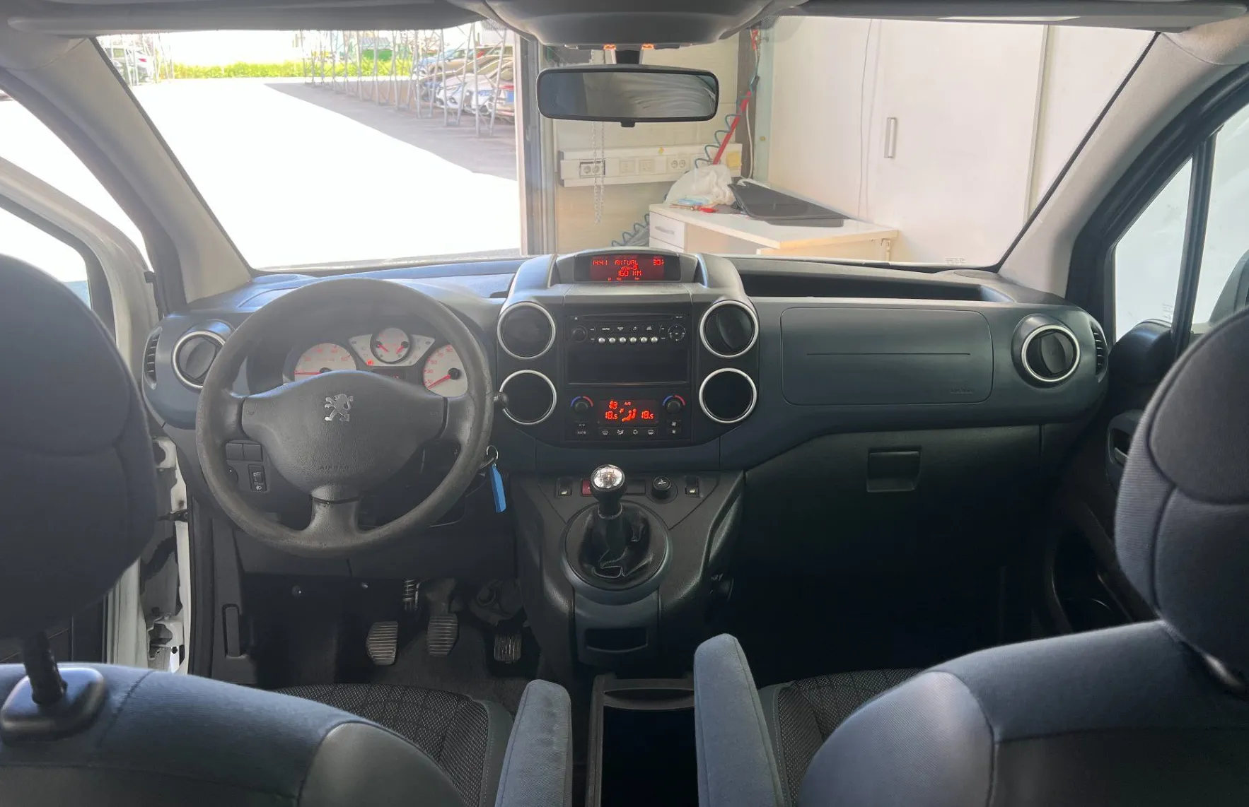 Zunanja slika - Peugeot Partner - Tepee 1.6 HDi FAP Family - 15