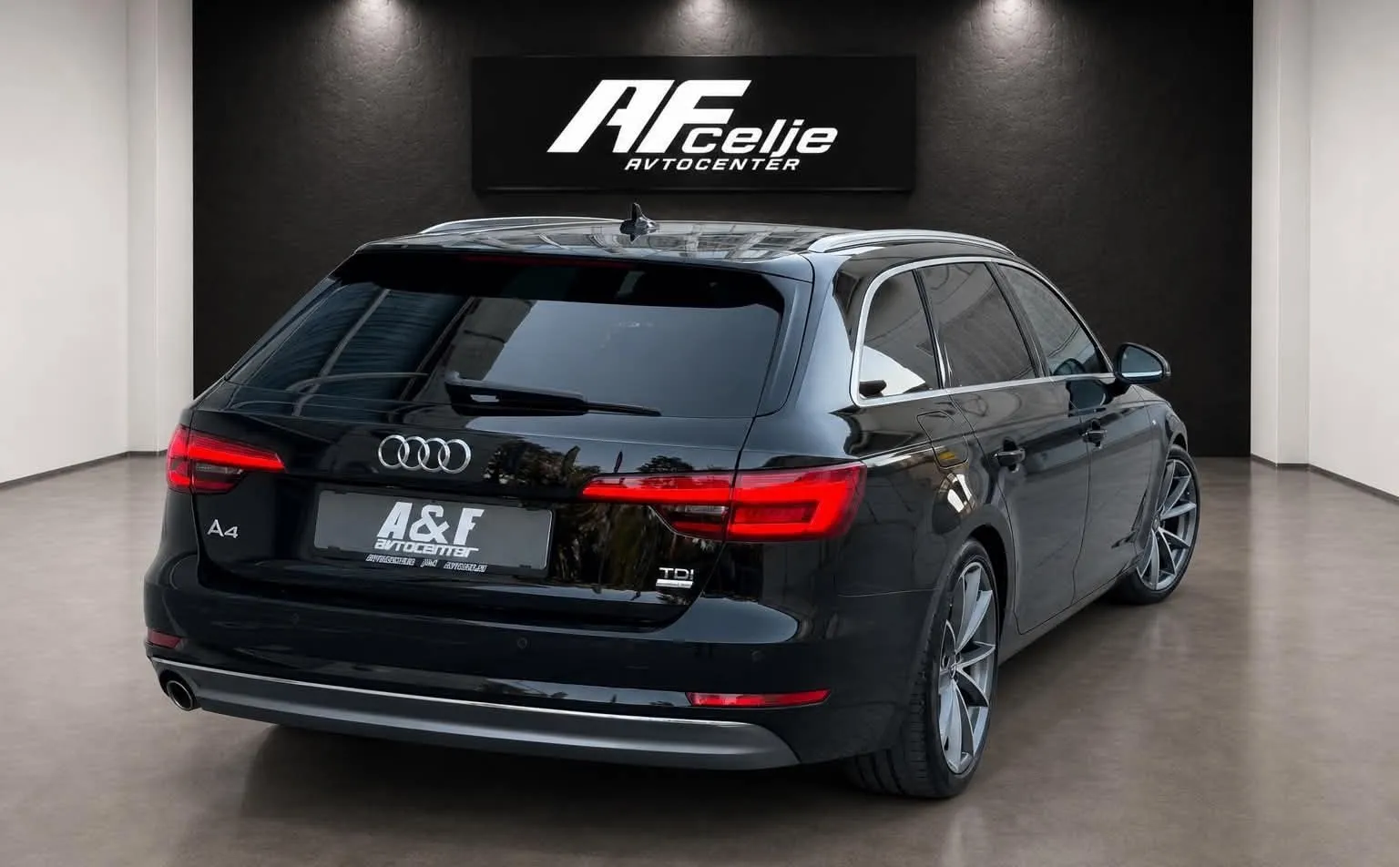 Zunanja slika - Audi A4 Avant - 2.0 TDI-AUT-S LINE-MATRIX-LIZING ZA TUJCE-NAVI-... - 5