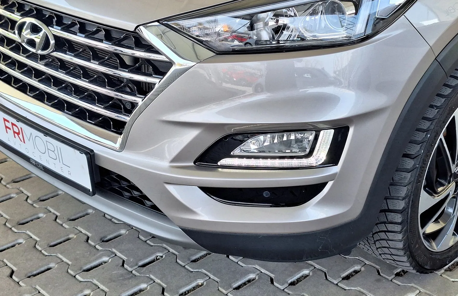 Zunanja slika - Hyundai Tucson - 1.6 CRDI 4WD Style Winter Pack - 6