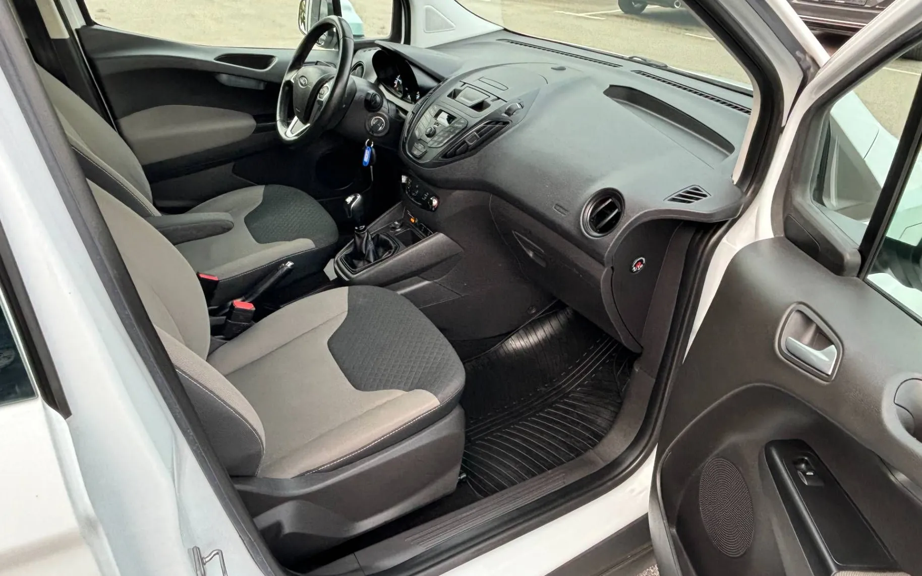 Zunanja slika - Ford Tourneo - Courier 1.5 Tdci SLOVENSKO VOZILO - 1 LASTNIK... - 10