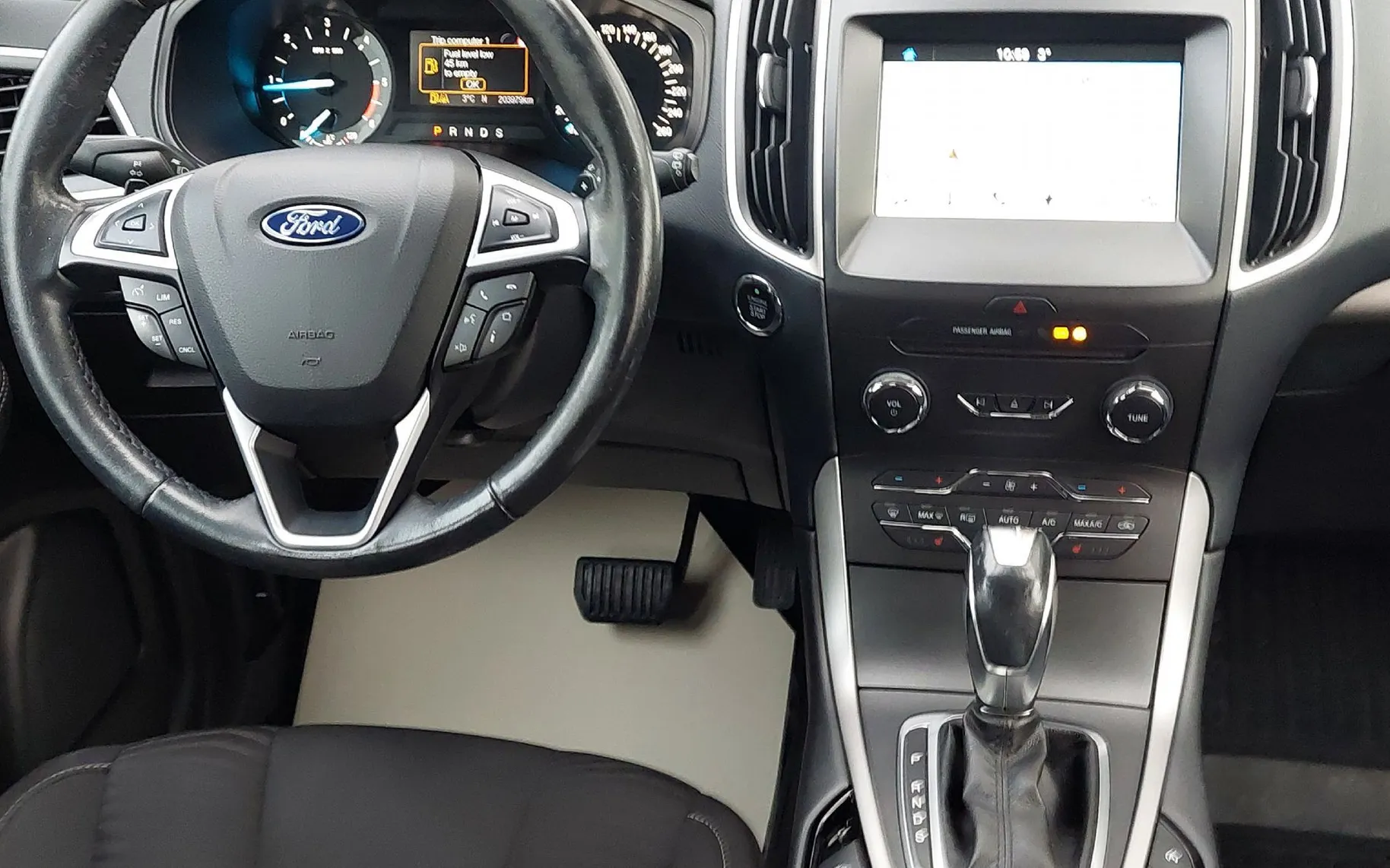 Zunanja slika - Ford S-MAX - 2.0 TDCi 110 kW FWD Trend Powershift - 8