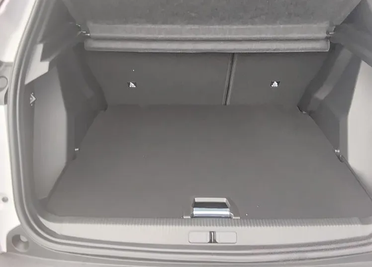 Zunanja slika - Peugeot 2008 - ALLURE PureTech 100 - 8