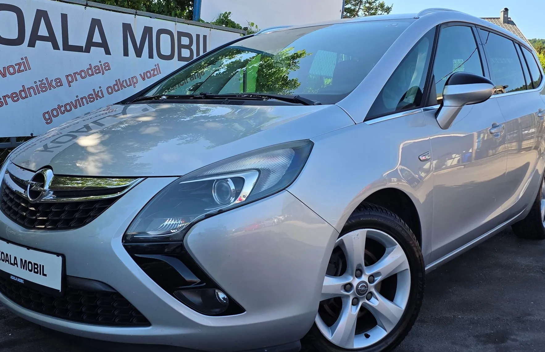 Zunanja slika - Opel Zafira - 2.0 CDTi COSMO 7 SEDEŽEV-ALU PLATIŠČA-2.LASTNIK - 17