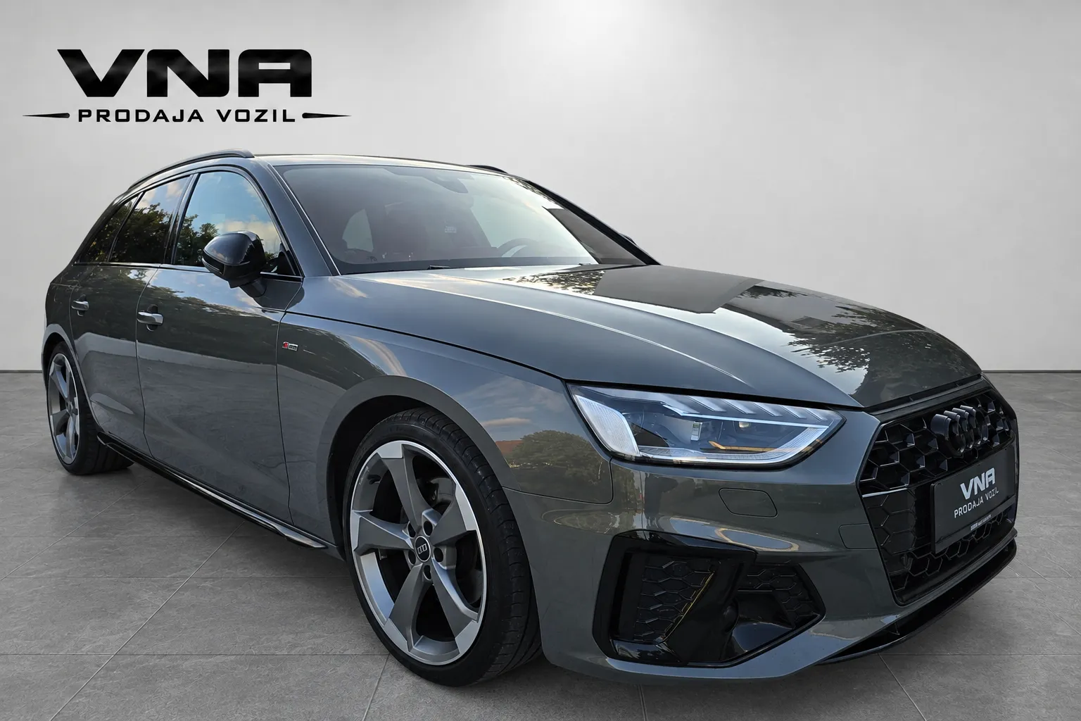 Zunanja slika - Audi A4 Avant - 35 TFSI S-LINE |VIRTUAL|B O|MATRIX|RADAR|KLJUKA| - 3