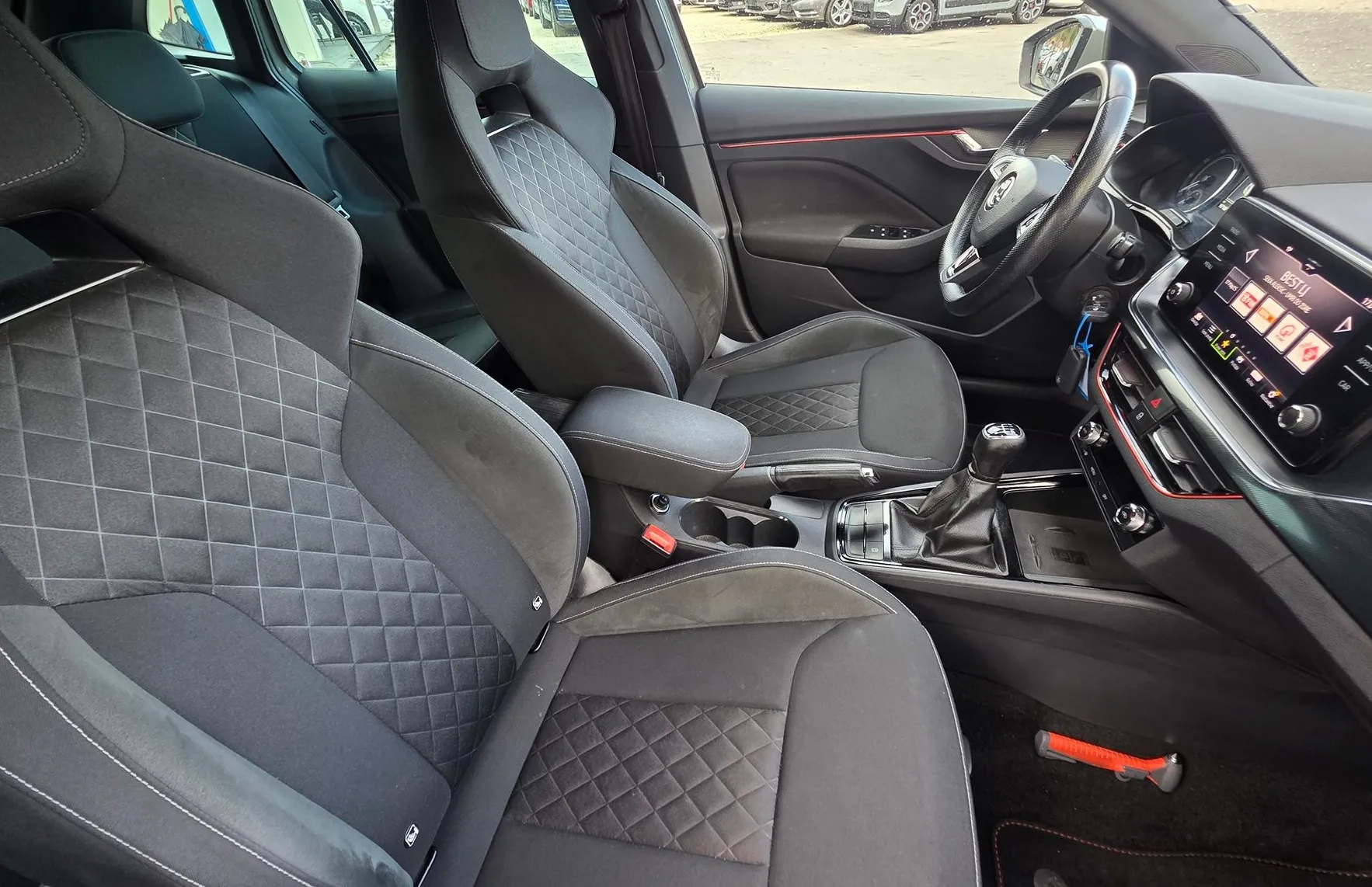 Zunanja slika - Škoda Scala - 1.0 TSI SPORT LED-KAMERA-ALU PLATIŠČA-1.LASTNIK - 13